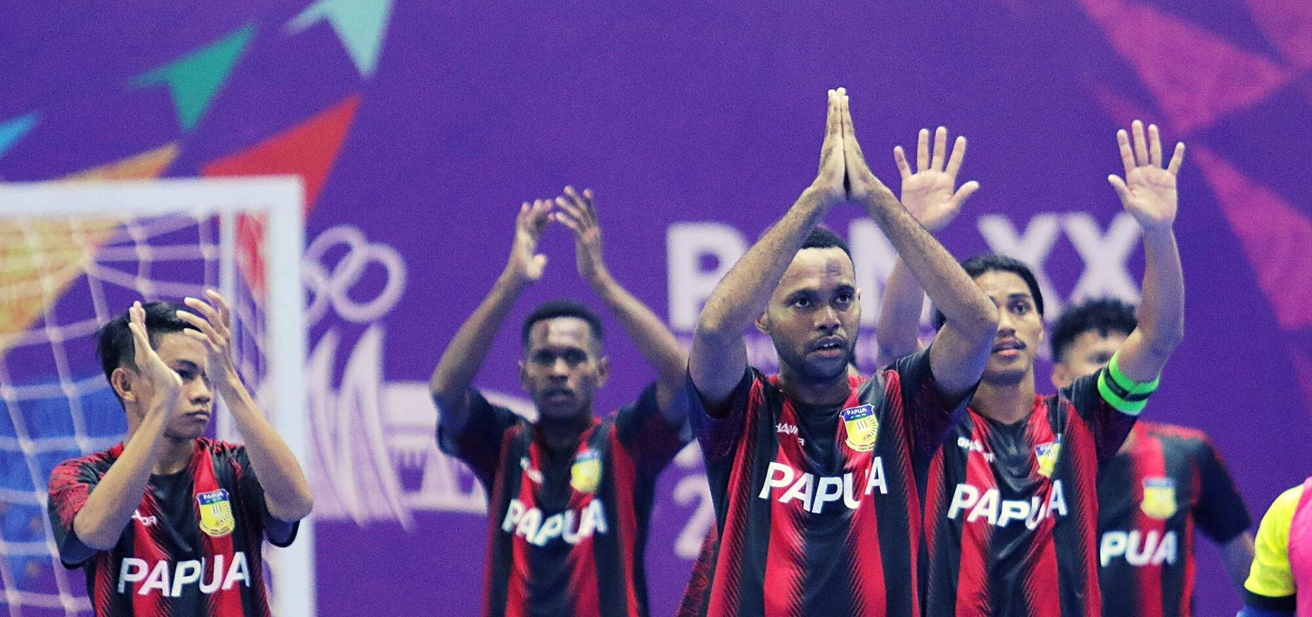 Tuan Rumah Papua Mengalahkan Tim Sumatera Utara di pertandingan Perdana Futsal PON Papua